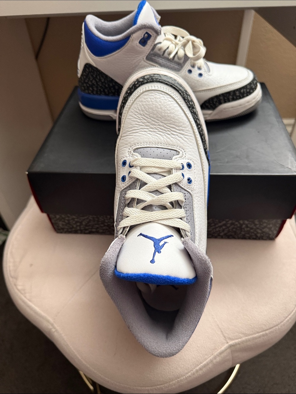 Air Jordan 3 Retro (GS) White/Racer Blue-Black Sneaker - Picture 4 of 6
